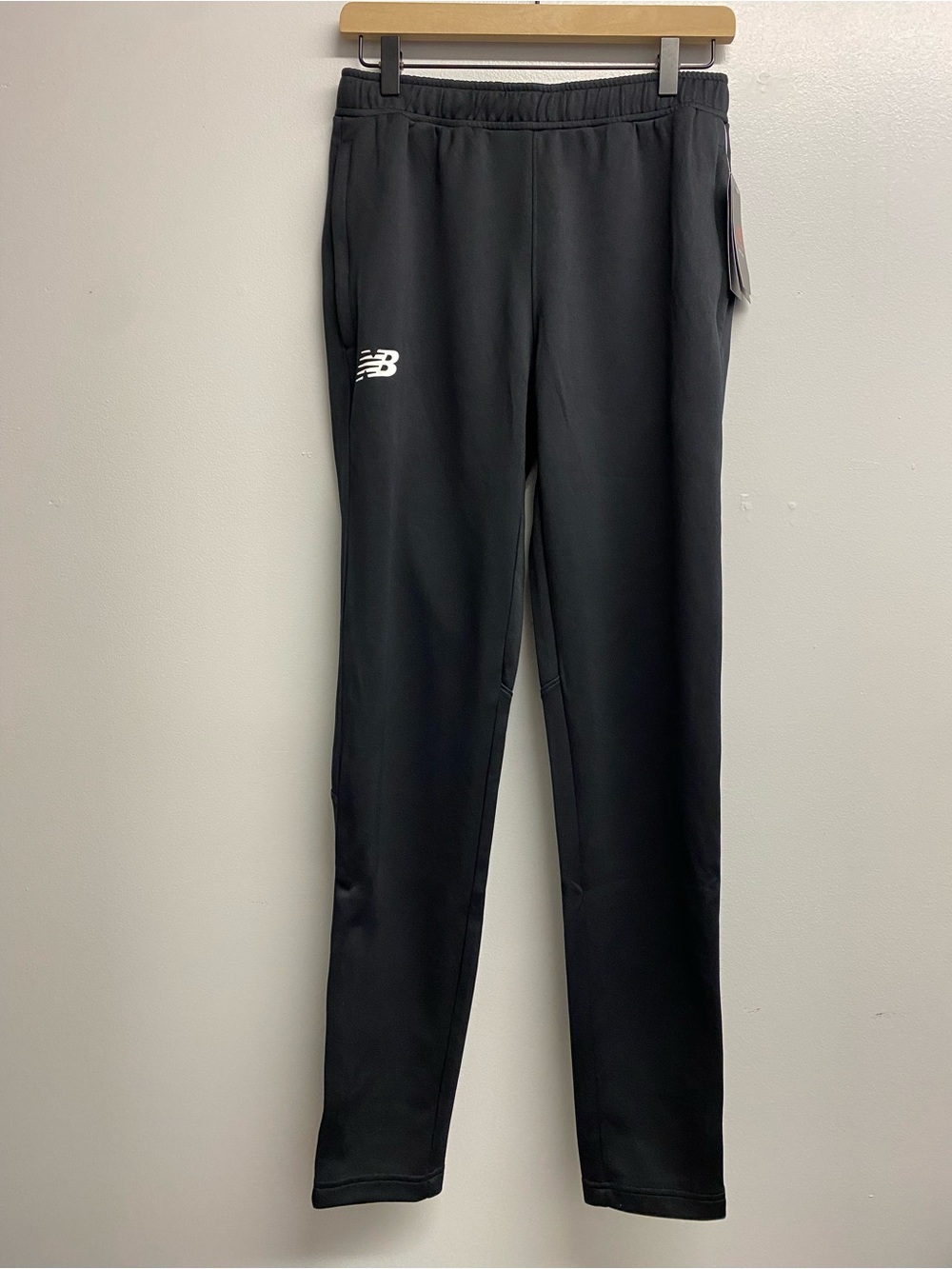 New Balance Men’s Black Athletic Joggers with White Logo